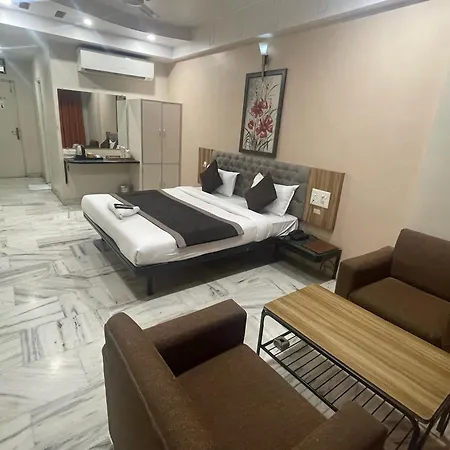Hotel Vrandavan-3