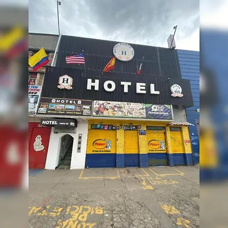 Hotel Punto 100-3