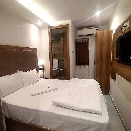Hotel Kishan Lodging & Boarding-3