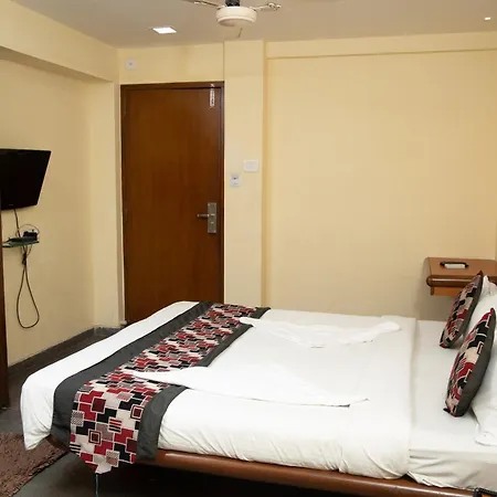 Hotel Jayshree By Anantaay Hotels Near Domestic Airport-2
