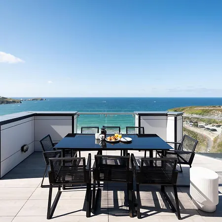 26 Cliff Edge Penthouse In Newquay-3