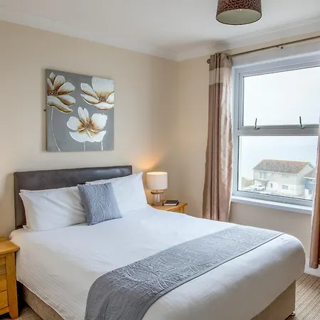 Pentire Newquay Cornwall Hotel-3