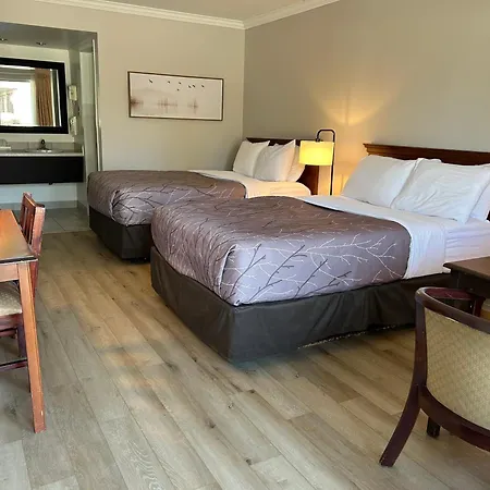 Rideau Heights Inn-3