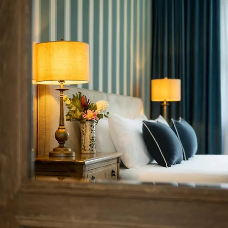 The Russell Boutique Hotel-2