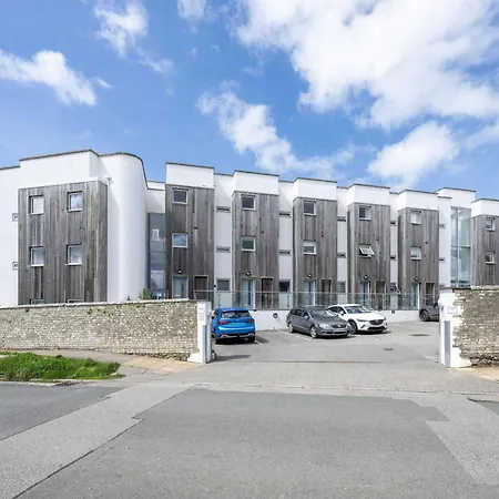 Number 2 In Lusty Glaze, Newquay-3
