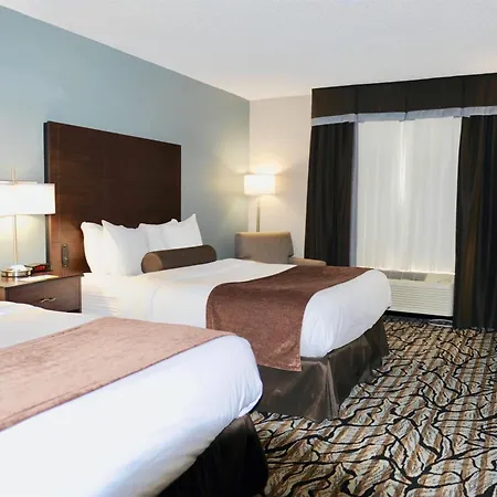 Days Inn & Suites By Wyndham Wausau-3