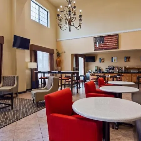 Best Western Windsor Pointe Hotel & Suites-Frost Bank Center-3