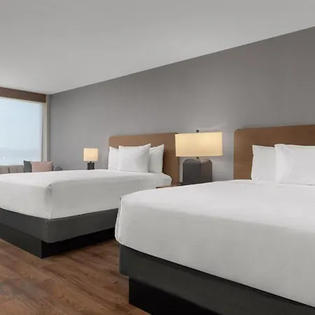 Hyatt House Mississauga / Airport Corp Center-2