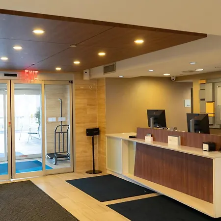 Holiday Inn Express Maspeth By Ihg-2
