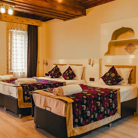 Bacchus Pension-3