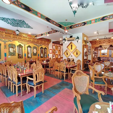 Hotel Grand Himalaya-2