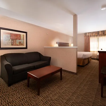 Prestige Aberdeen Lodge Kamloops-3