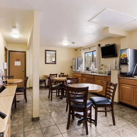 Quality Inn Airport-2