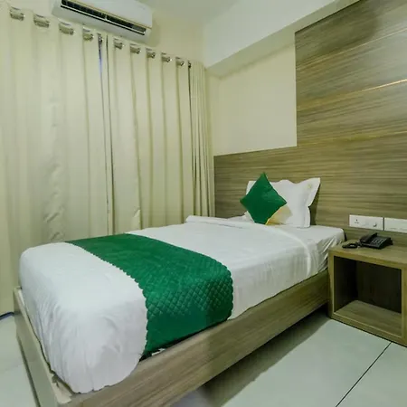 The Heartland Business Hotel-2