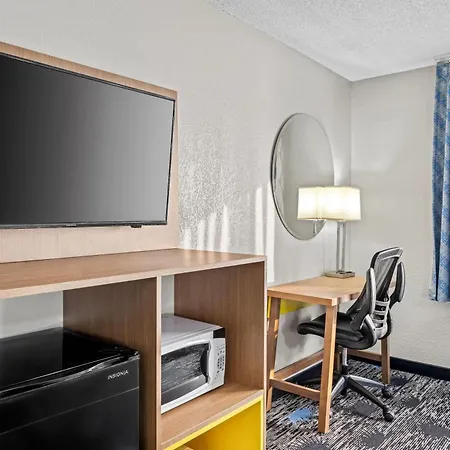 Days Inn By Wyndham Chattanooga/Hamilton Place-2
