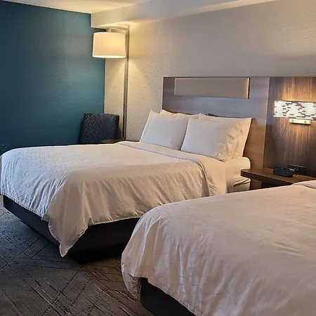Holiday Inn Express Fort Lauderdale North - Executive Airport By Ihg-2