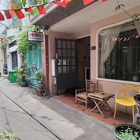 Long Hostel-3
