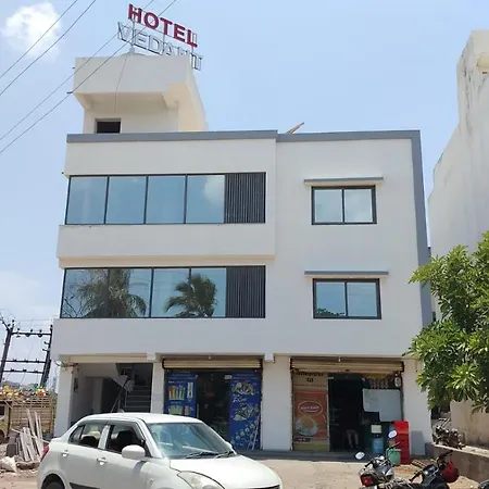 Hotel Vedant-3