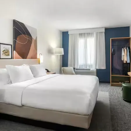 Spark By Hilton Toronto Airport-2
