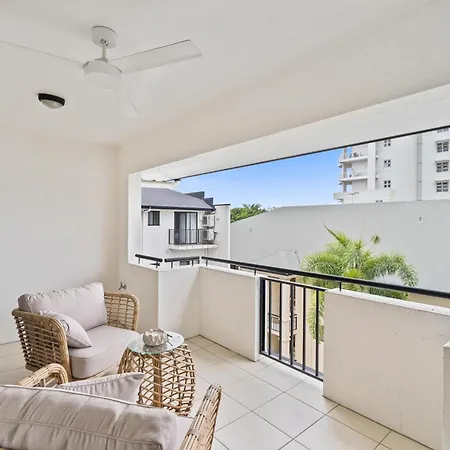 Cairns City Apartments-2