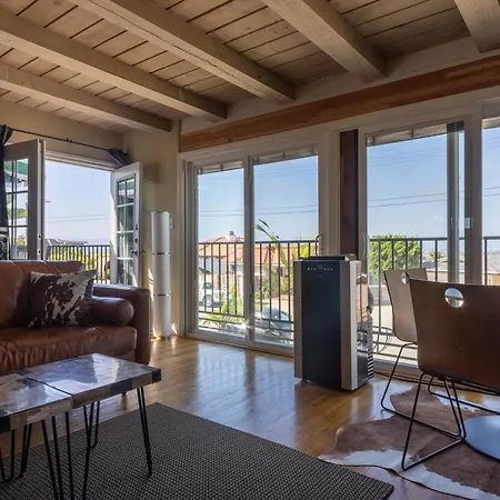 Overlooking Marina Del Rey Sailboats, Is Green Ginger Playa Del Rey On The Bluff,-2