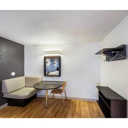 Studio 6 Irving, Tx - Irving Dfw Airport East-3