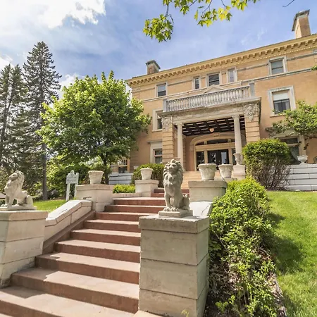 Historic Cotton Mansion By Heirloom Boutique Collection-3