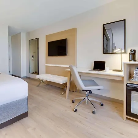 Radisson Hotel Phoenix Airport-2