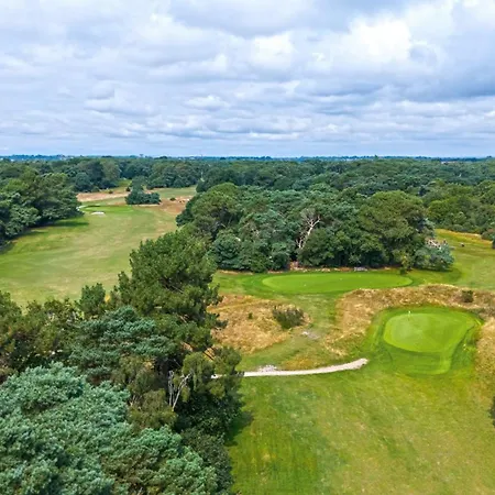 The Lodge At Meyrick Park-3