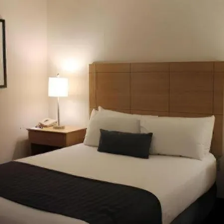 Midtown Hotel-2