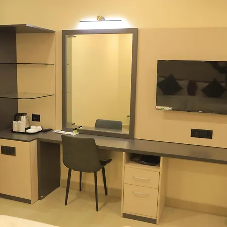 Kans One - Hotel & Banquets-3