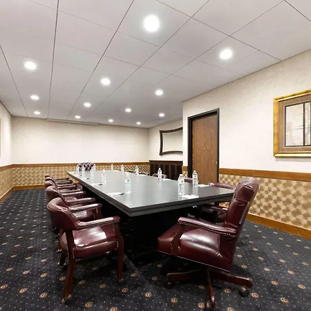 Wyndham Riverfront Hotel-3