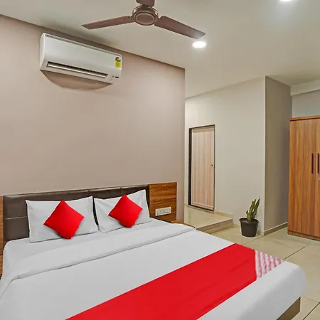 Hotel Sukoon, Best Luxurious Hotel Rooms In Surat City Center-3