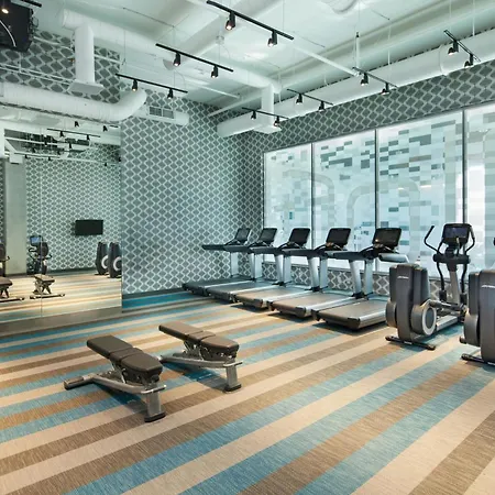 Aloft By Marriott Boston Seaport District-2
