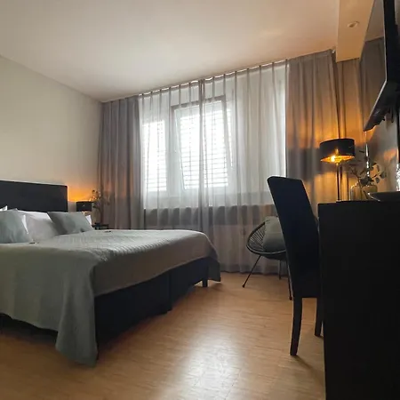Paragon Apartments-3