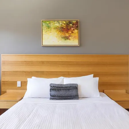 Kingsgrove Hotel-2