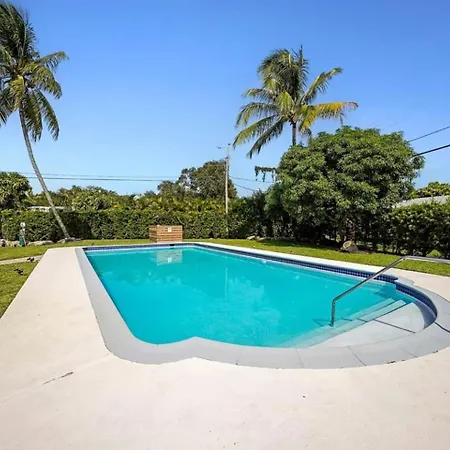 Home Wpool By Dream Vacation Unit 332-2