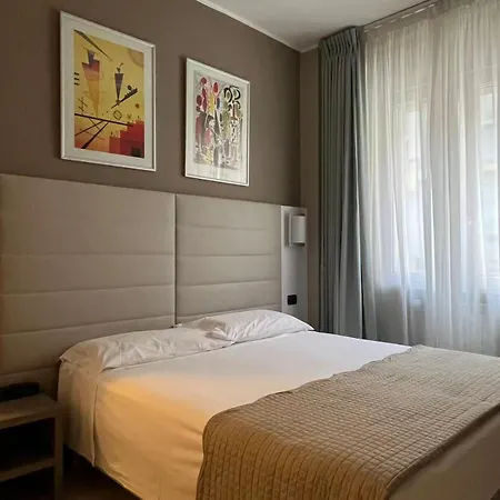 Hotel Parma-3