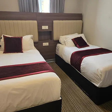 Double Bedroom Studios-2