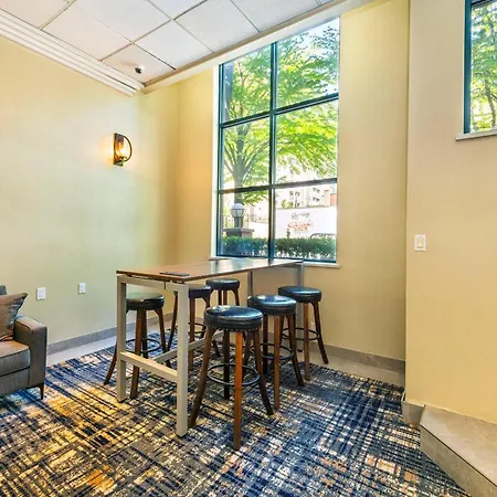 Grand Park Hotel & Suites Downtown Vancouver, An Ascend Collection Hotel-2