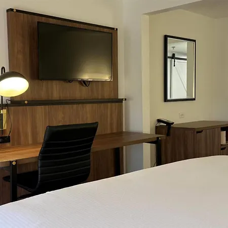 Wingate By Wyndham Airport - Rockville Road-3