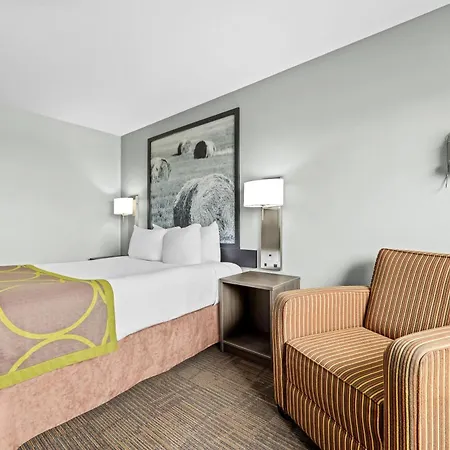 Super 8 By Wyndham Saskatoon Near Saskatoon Airport-2