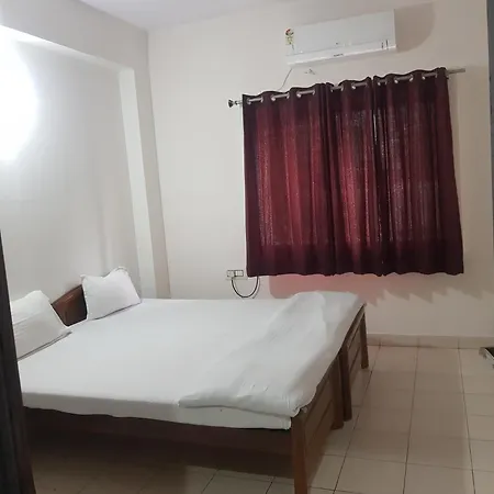 Hotel Arham Inn-3