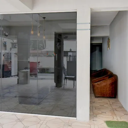 Townhouse Oak Sapphire Star Chappan Market-2