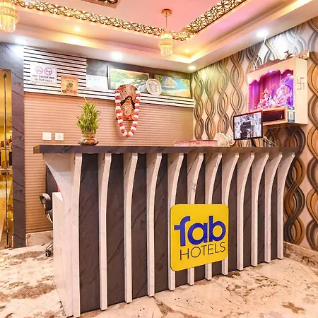 Fabhotel Deep-3