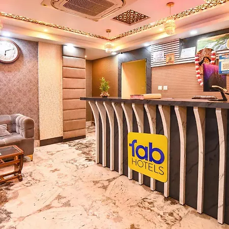Fabhotel Deep-3