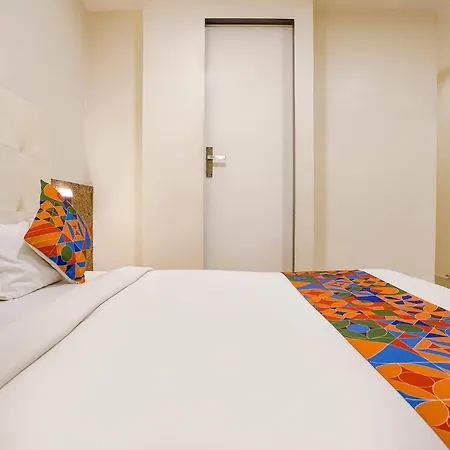 Fabhotel Golden Star-3