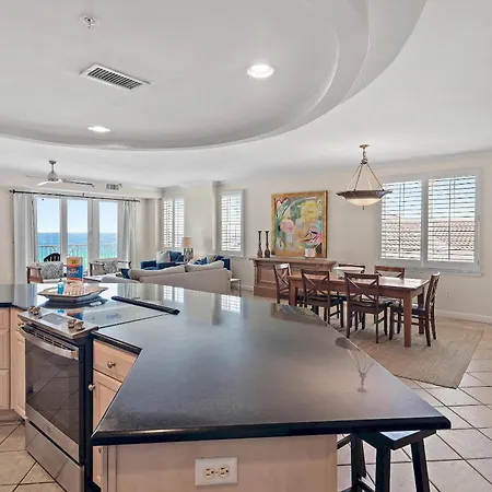 Inn At Crystal Beach 611-3