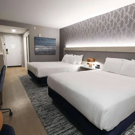 Radisson Plaza Hotel At Kalamazoo Center-2
