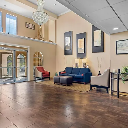 Quality Suites Irving-Las Colinas-2